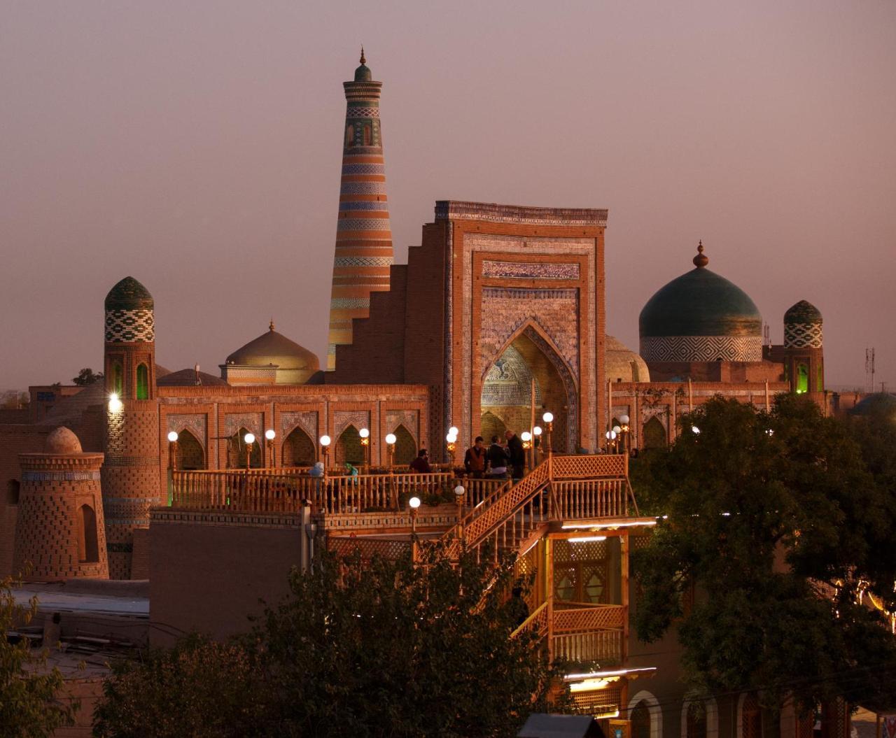 Zukhro Boutique Hotel Khiva Luaran gambar